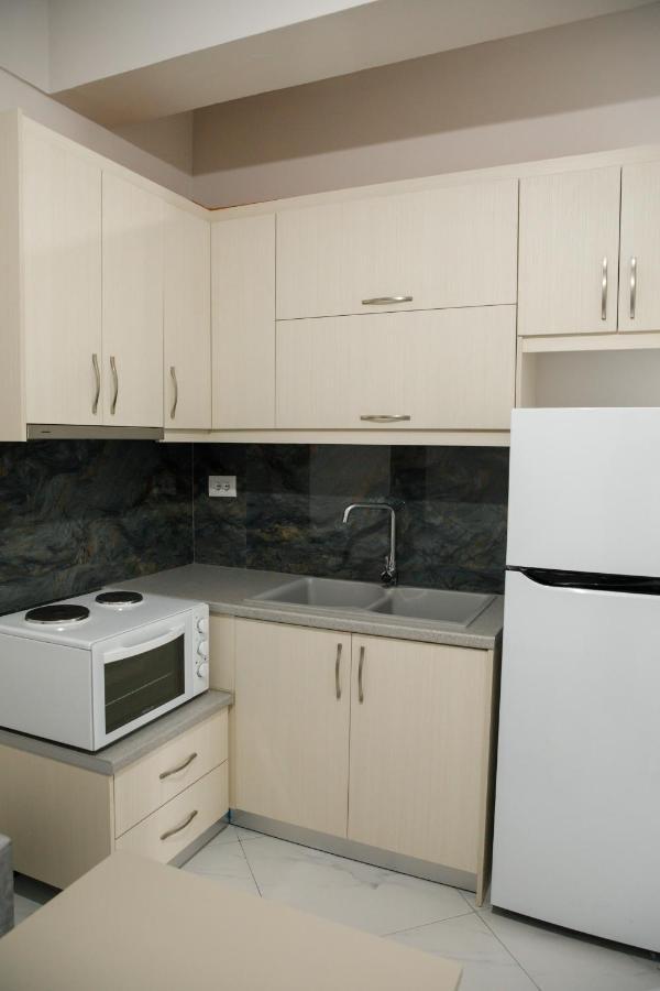 Logli Apartments Gjirokastër Esterno foto