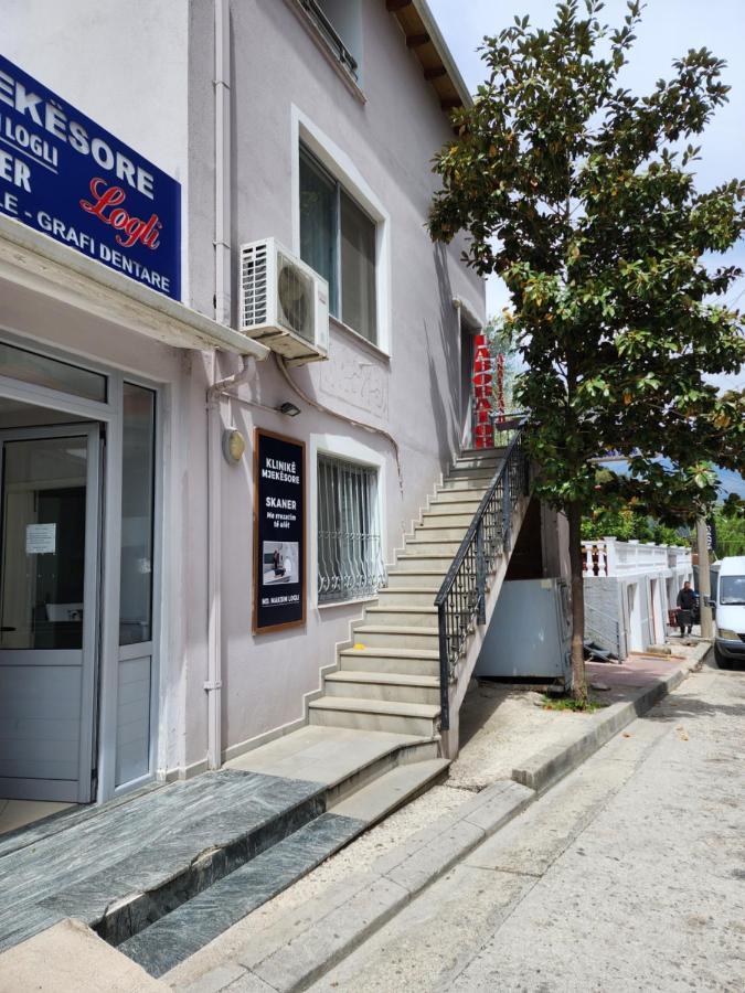 Logli Apartments Gjirokastër Esterno foto
